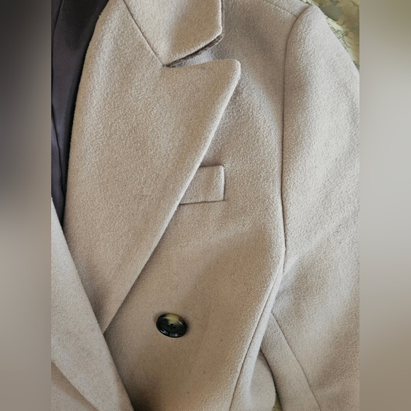 Mango Beige Double-Breasted 51% Wool Coat - Picture 8 of 16